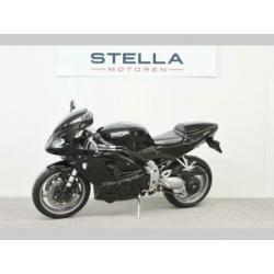 TRIUMPH DAYTONA 955I carbon extra's! (bj 2004) 955 i