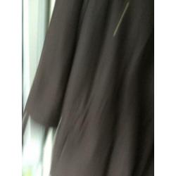Mooie aubergine bruinige wintercoat
