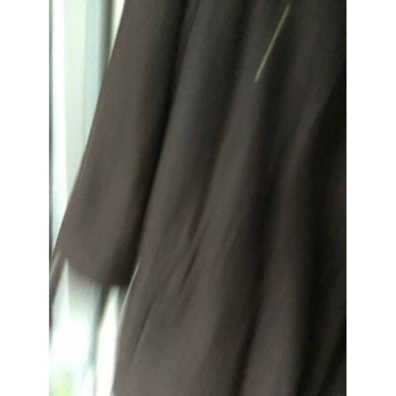 Mooie aubergine bruinige wintercoat