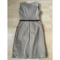 Mark - Beige overslagjurk met ceintuur maat 38