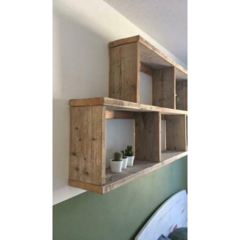 Steigerhouten wandmeubel