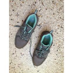 Mooie sport schoenen - Maat 37.