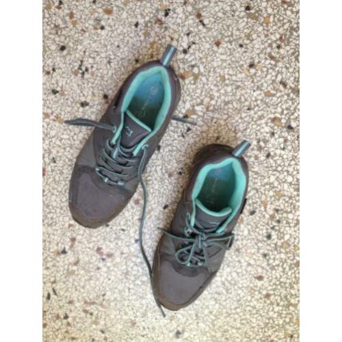 Mooie sport schoenen - Maat 37.
