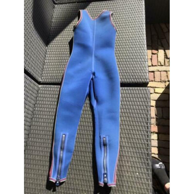 Wetsuit/surfpak Barakuda collection