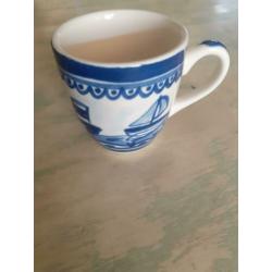 Blond Amsterdam mok 8,5 cm hoog delfts blauw.