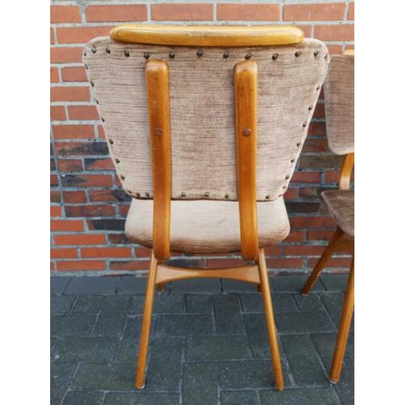 Vintage retro stoelen met velourse bekleding