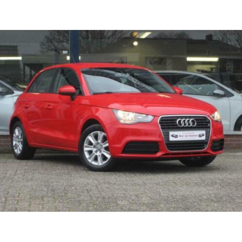 Audi A1 Sportback 1.2 TFSI Attraction 5 deurs! Airco ECC/Sto