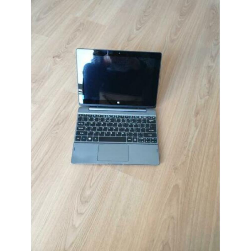 Acer One 10