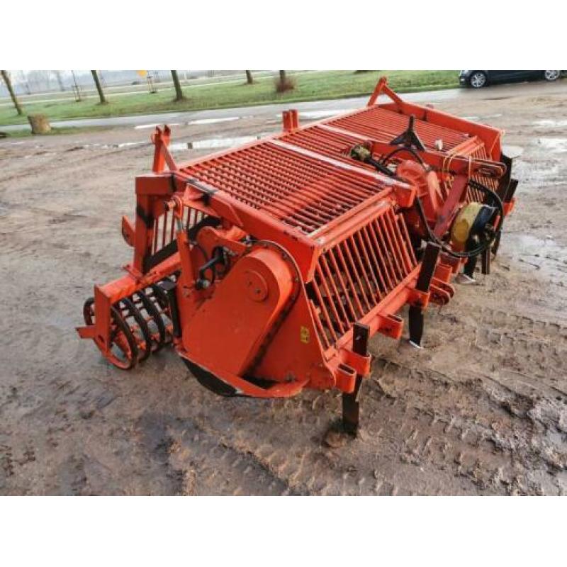 Farmax spitmachine / spitfrees, met dakringen rol