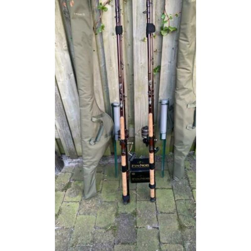 Meerval 2x Fin Noir 9500, 2x donau 305cm 100-500gr.