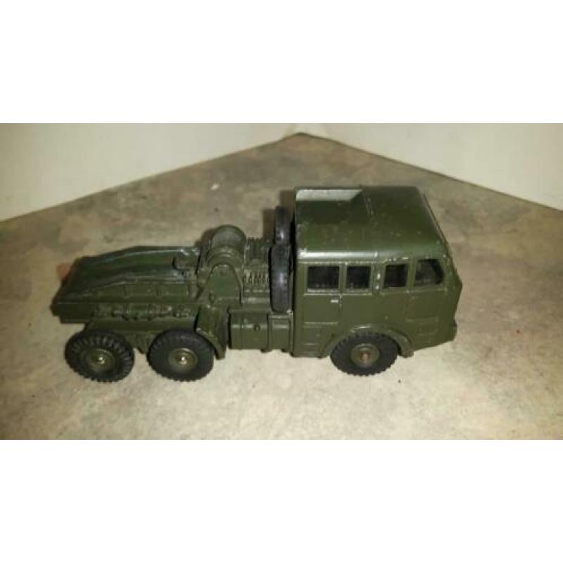Dinky 890 tracteur berliet