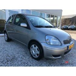 Toyota Yaris 1.3 16v VVT-i Linea Sol Nieuwe apk- N.a.p- Airc