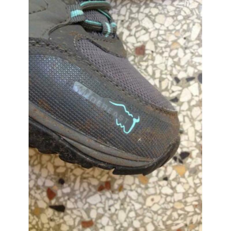 Mooie sport schoenen - Maat 37.