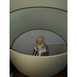 Staande houten lamp