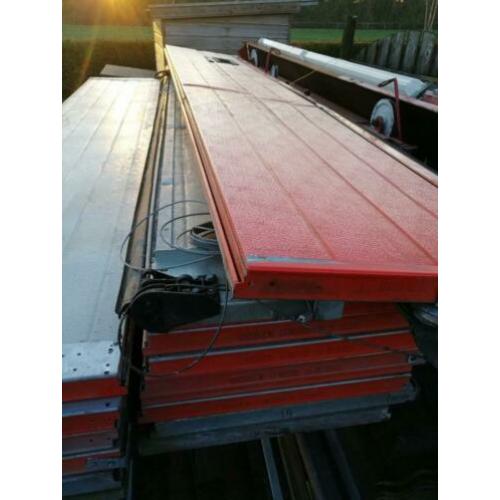 3 x crawford overheaddeuren, garagedeuren sectionaal deuren