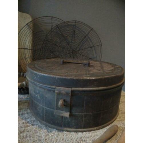 Oude brocante vlaaitrommel koektrommel trommel *Etage3*