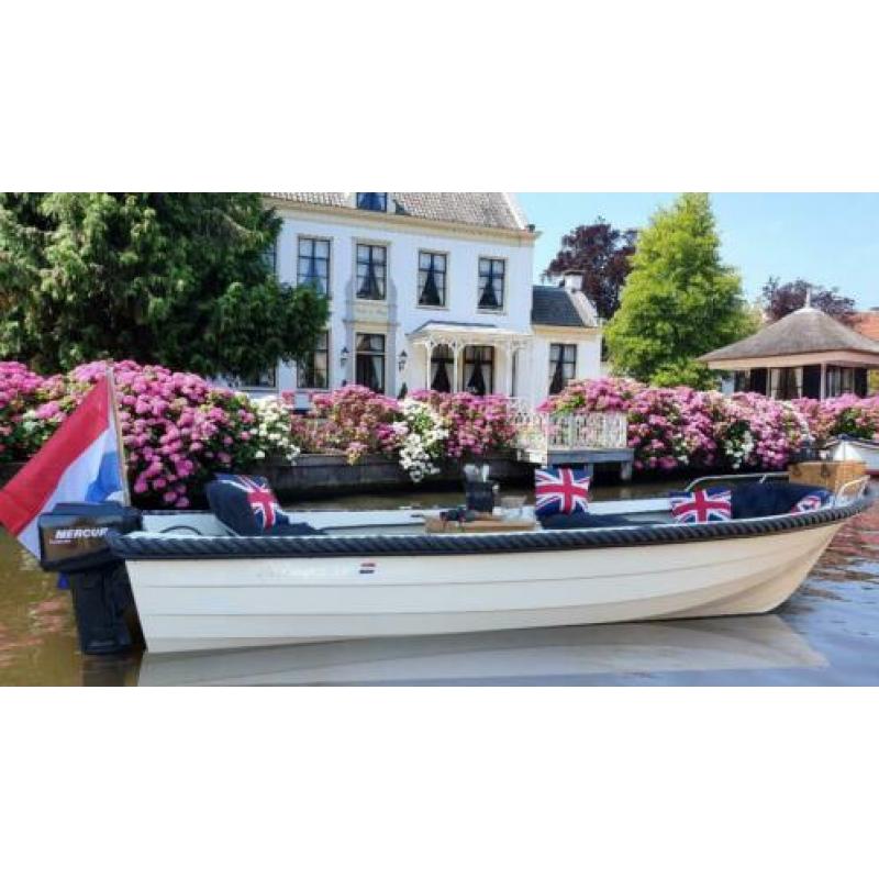 Schitterende StTropez 480 sloep Mercury 9.9 PK in nieuwstaat