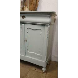 Biedermeier meidenkastje meidenkast oud kastje kast dressoir