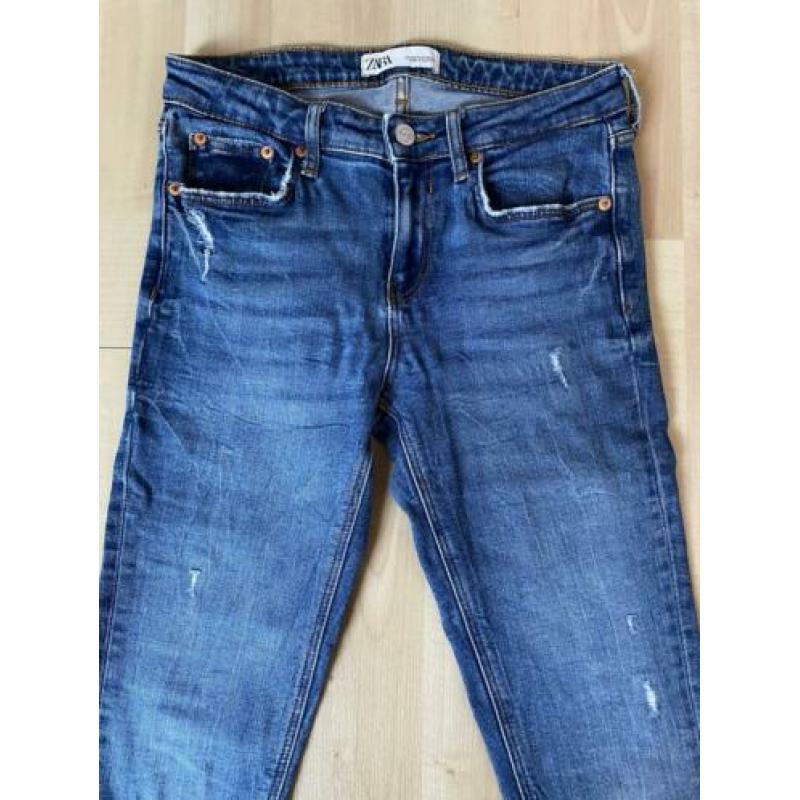 Mooie donkerblauwe spijkerbroek maat 36 van Zara