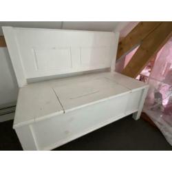 Klepbank hout, witte verf. 100x50x80h