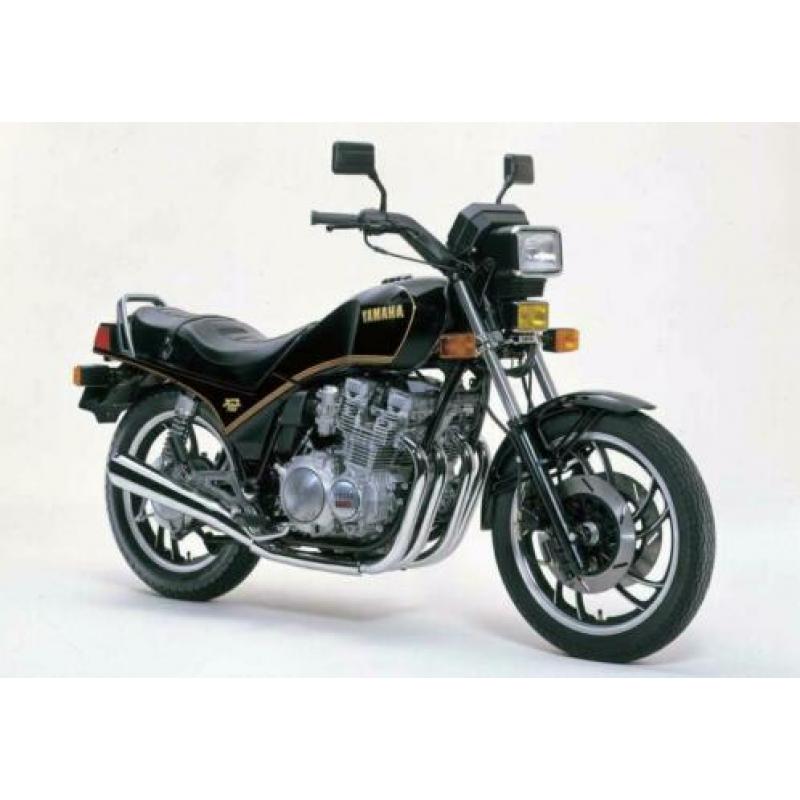 Yamaha XJ750 gereedschapsbak XJ 750 tooltray vak opbergvak