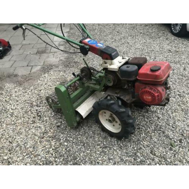 Tuin tractor /Tuinfrees / verticuteer / eg
