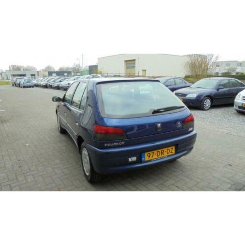 Peugeot 306 1.4 XR 4 Nieuwe banden-goed onderhouden