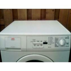 Wasmachine van merk aeg bijna niet gebruikt