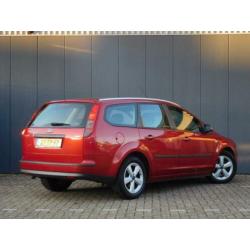 Ford Focus Wagon 1.6-16V Futura
