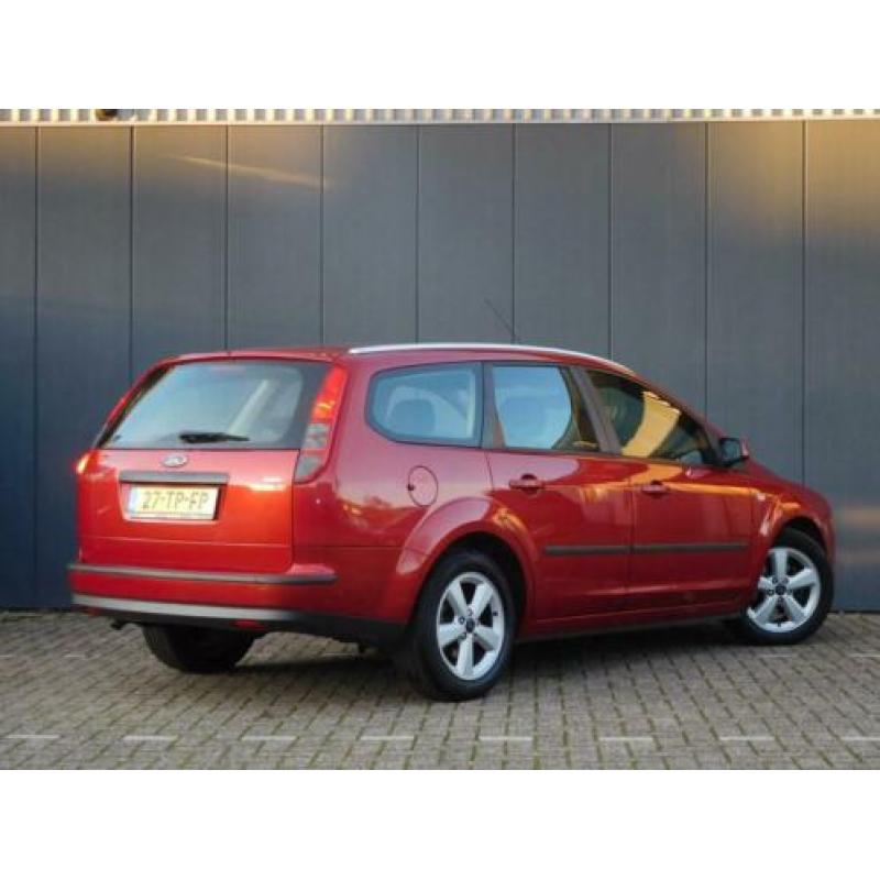Ford Focus Wagon 1.6-16V Futura