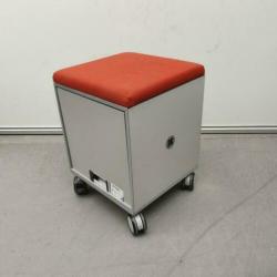 Steelcase verrijdbare kruk / kast – oranje stof