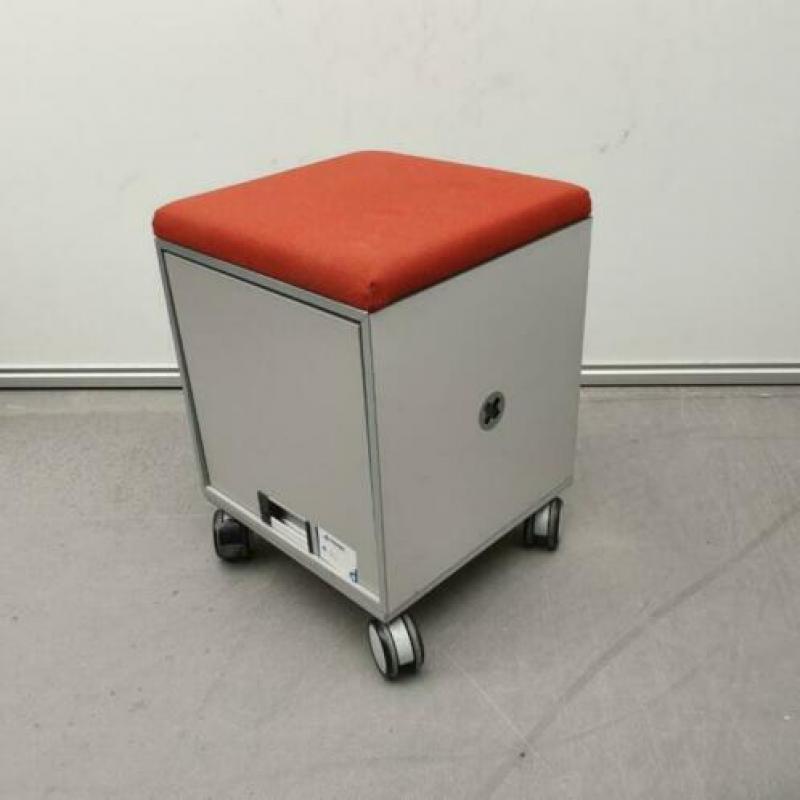 Steelcase verrijdbare kruk / kast – oranje stof