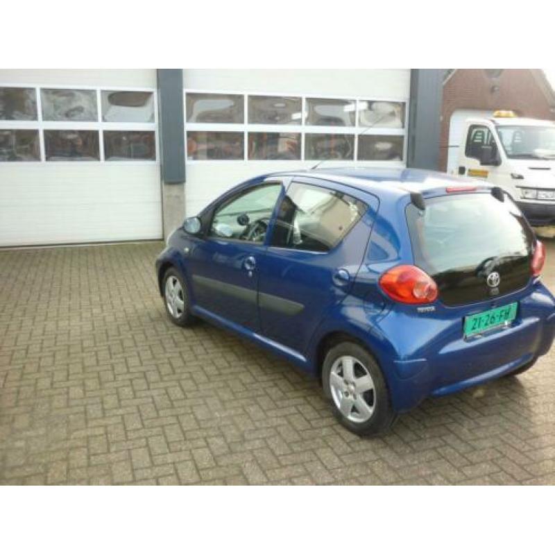 Toyota Aygo 1.0-12V