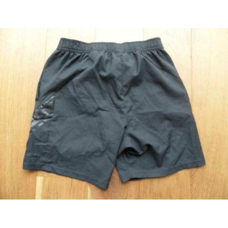 Zwarte Nike korte sport broek maat S