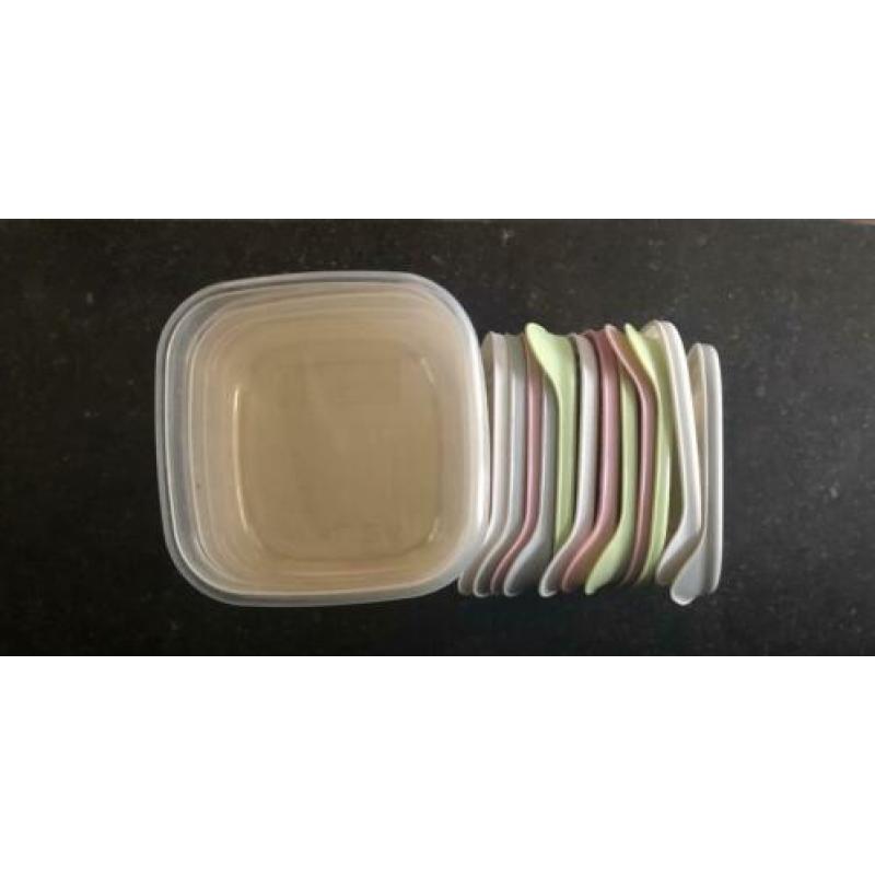 Vershoud bakjes/ bewaarbakjes voor hapjes