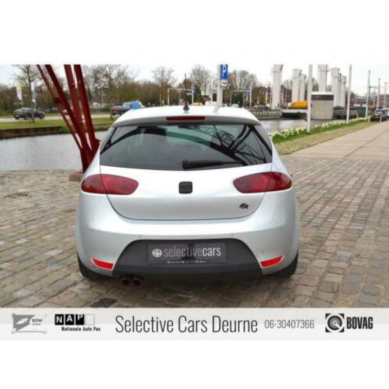 Seat Leon 2.0Tfsi FR, Xenon, 18''LM, Pdc, Clima, Cruise, Nav