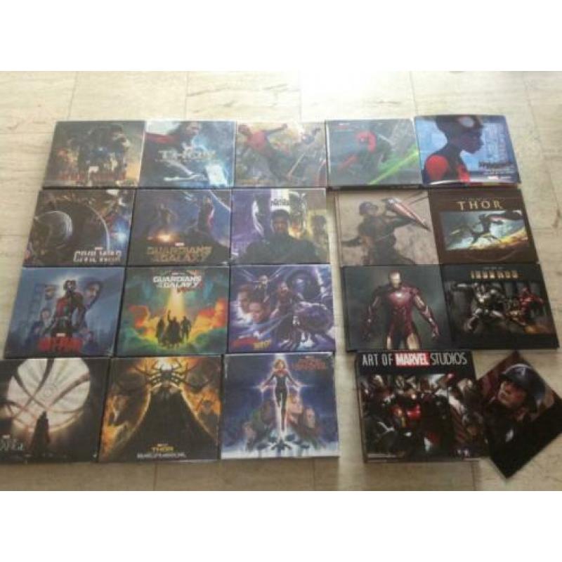 Marvel's art books collection 18, some verry rare, in SEAL