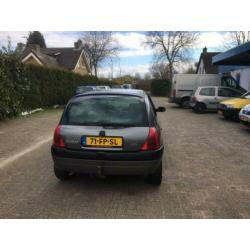 Renault clio 1.4 16v 5 deurs sport!!