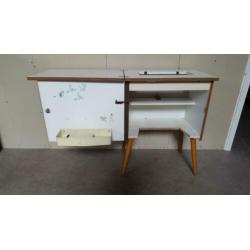Vintage (naaimachine)kastje