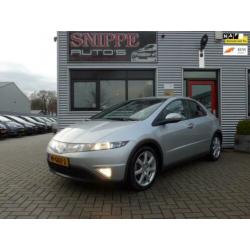 Honda Civic 1.8 Sport -CLIMA-TREKHAAK-PDC ACHTER-LMV-140 PK!