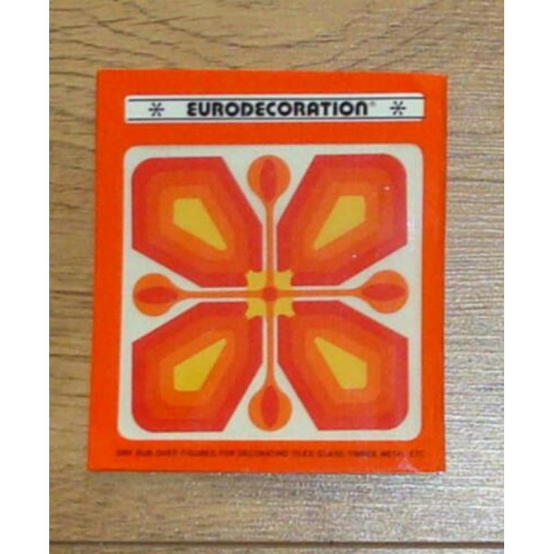Retro decoratiestickers rode bloem hout, tegels, metaal