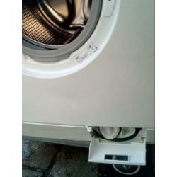 Wasmachine van merk aeg bijna niet gebruikt