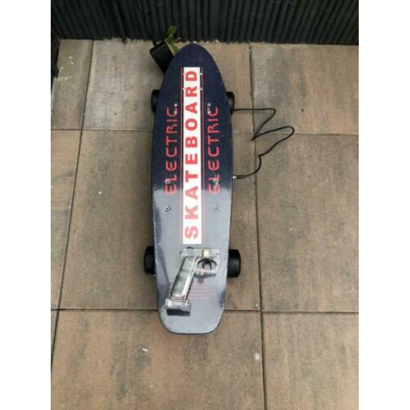 Elektrisch skateboard nieuw