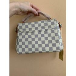 NEW!!! 1:1 LV tas