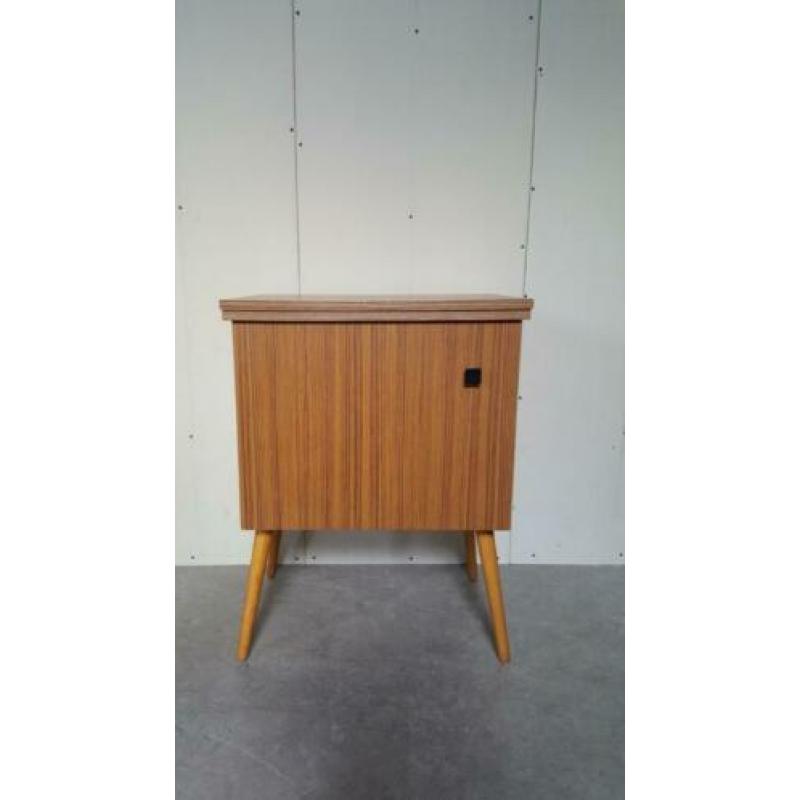 Vintage (naaimachine)kastje