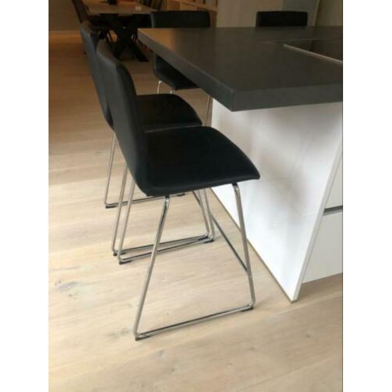 IKEA Barkrukken Zwart 4stuks - zo goed al nieuw - schadevrij