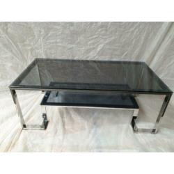 Mooie antraciete glazen salontafel en sidetable met RVS