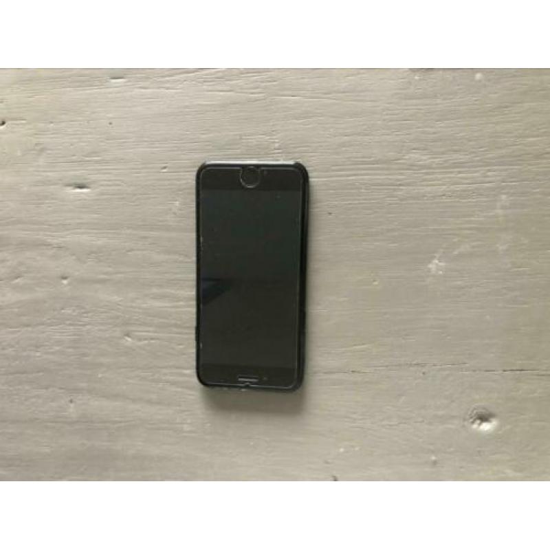 iPhone 7 128 GB + otterbox hoesje