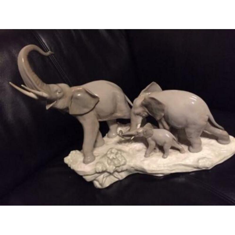 Lladro Olifant familie Elephants Walking