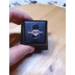 14k Wit gouden dames ring maat 17